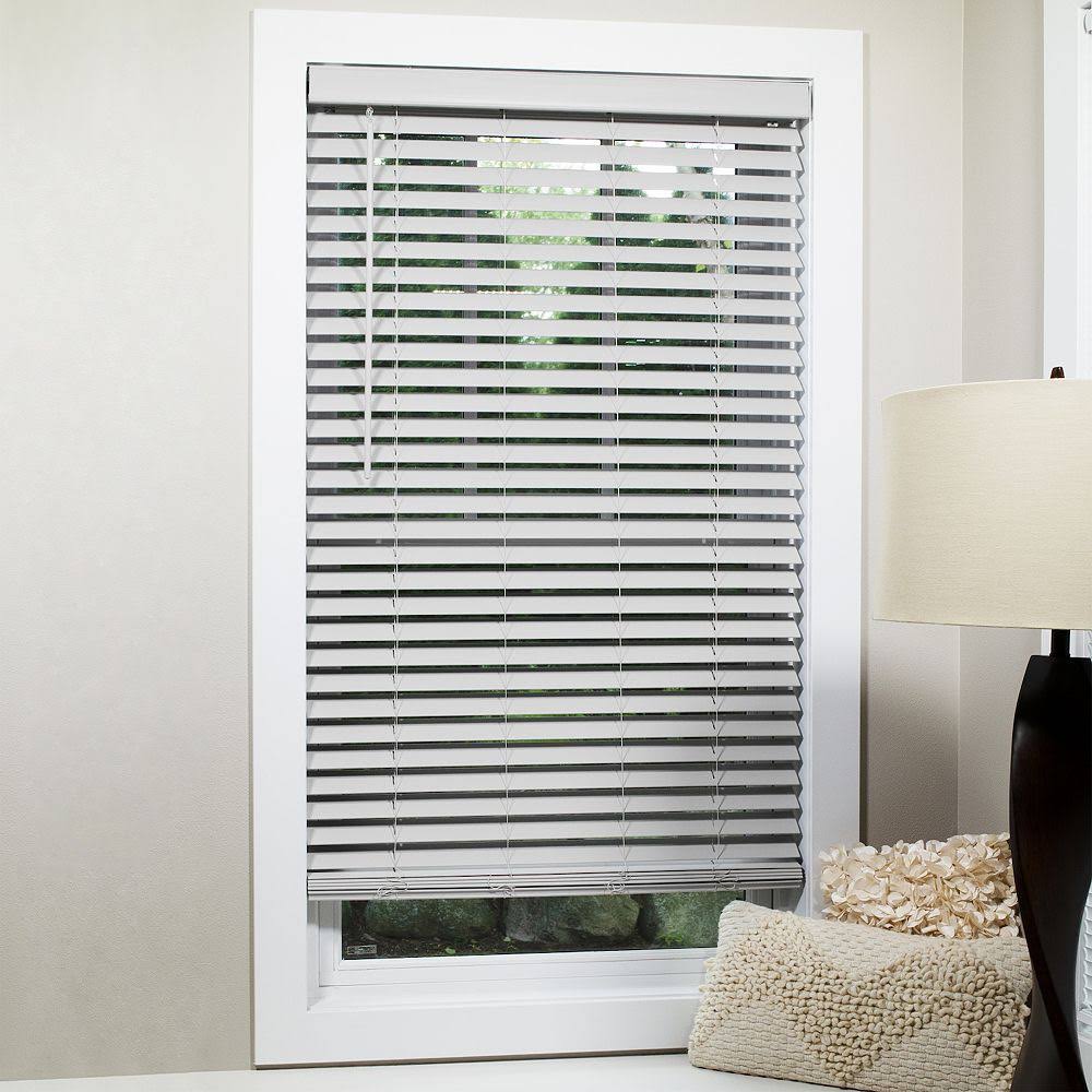 Grey 25.5X60 Cordless Flat Slat Blind L9921