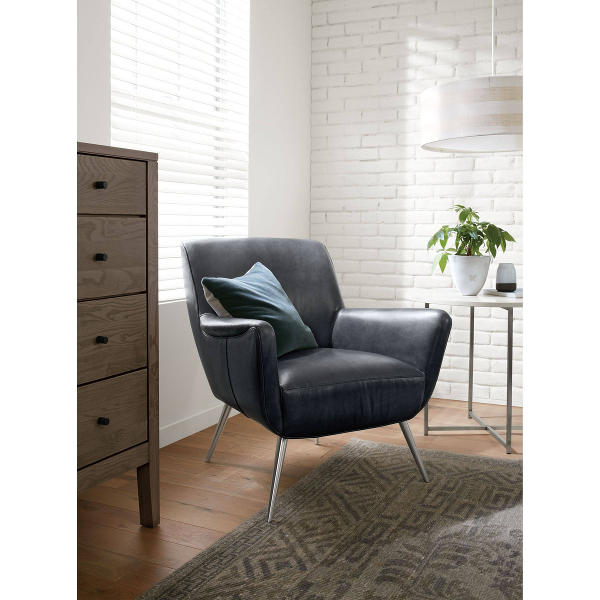 Round End Table 18 Diameter 22H in Stainless Steel with Ecru Quartz Top Z605394