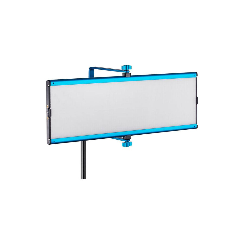 Daylight LED1500 Panel with V-Mount Battery Plate D618