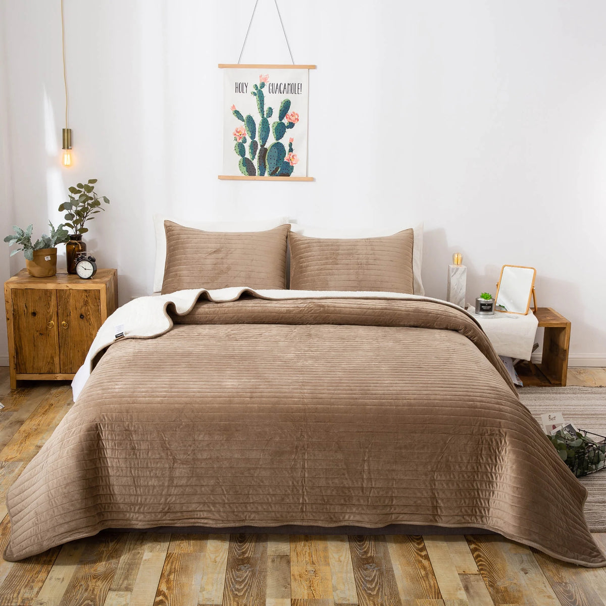Pink King Microfiber Quilt Set M98337