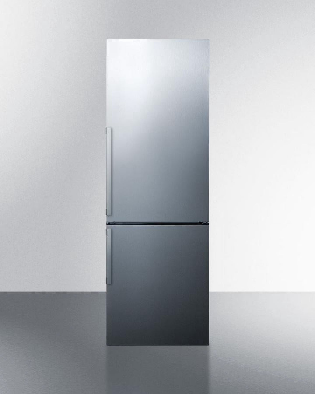 24" Wide Bottom Freezer Refrigerator With Icemaker X908
