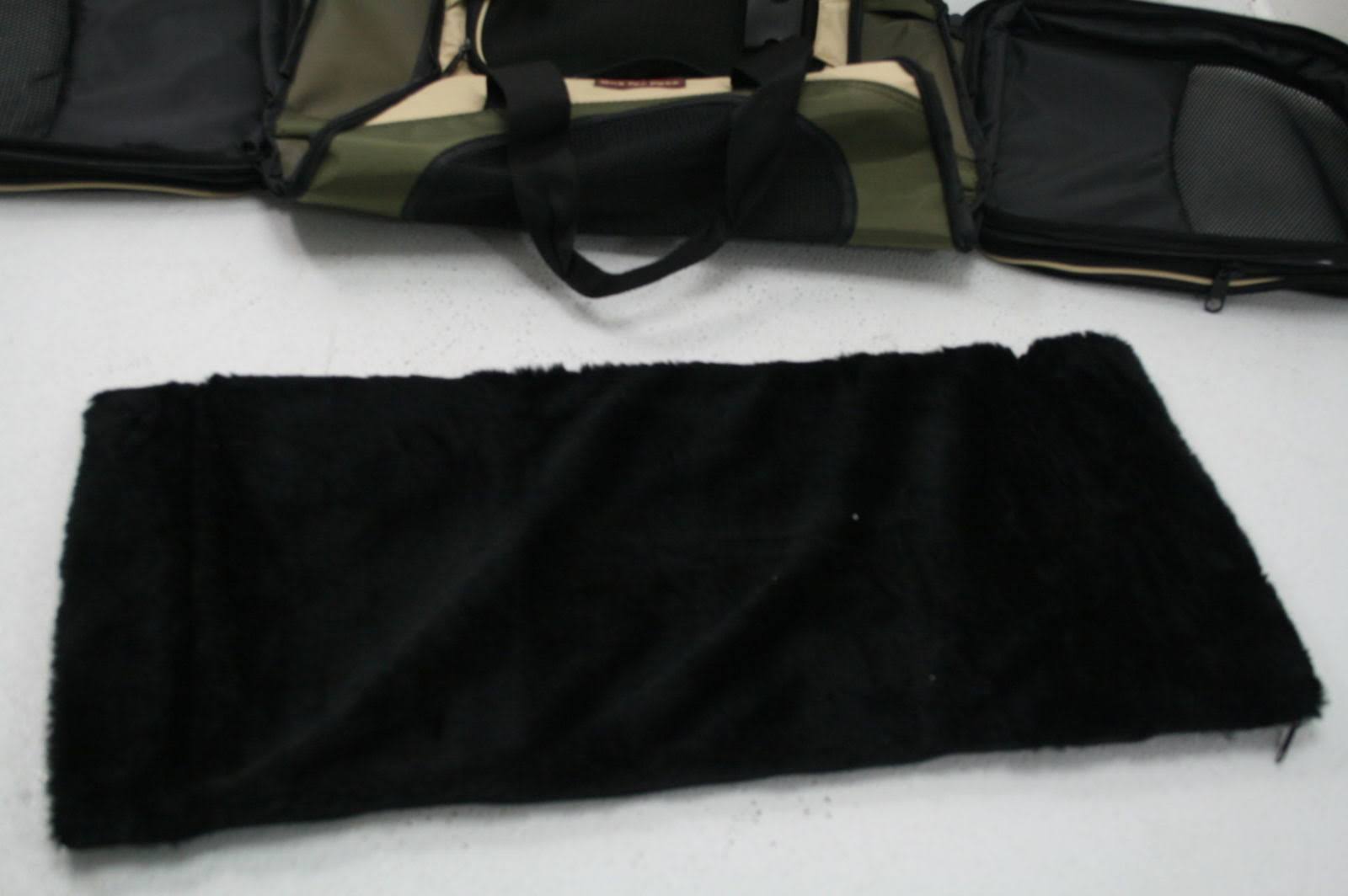 Expandable Pet Carrier, Olive U637