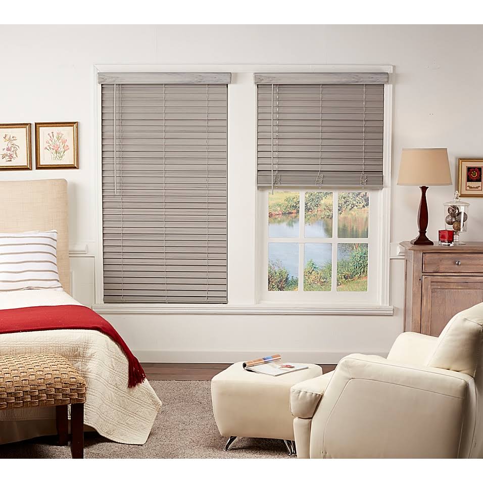 Cordless Faux Wood Blind in Grey T6949