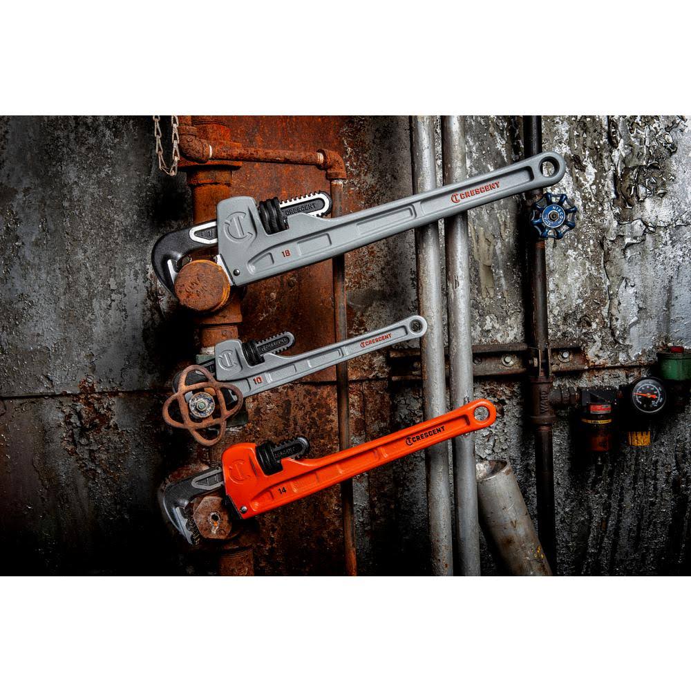 18x22 Aluminum Jaw Pipe Wrench Y26138