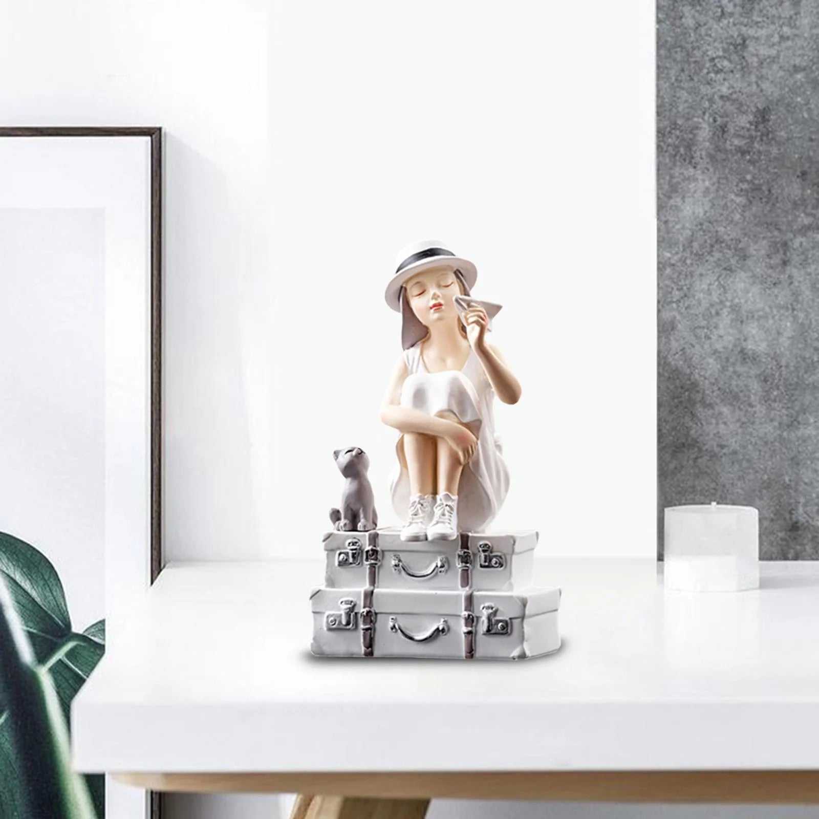 Girl Figurine Statue Sculpture Desktop Ornament R291