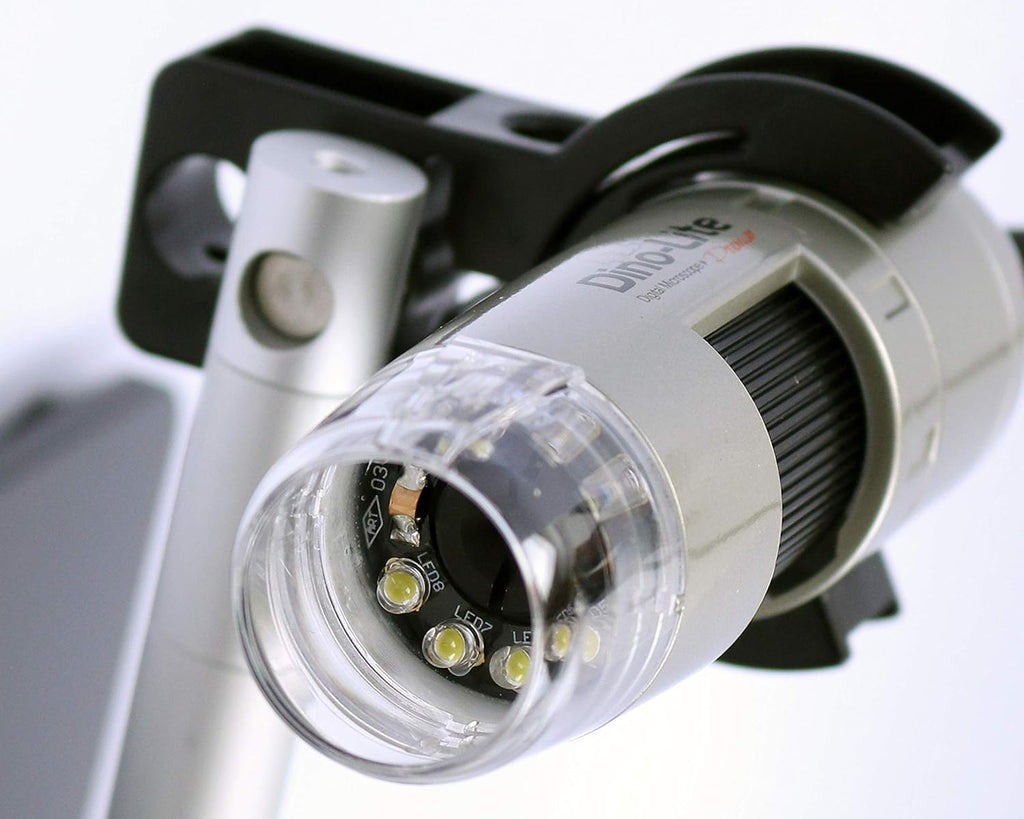 USB Digital Microscope, 10x - 50x, 230x Optical Magnification, 8 LEDs Q965036