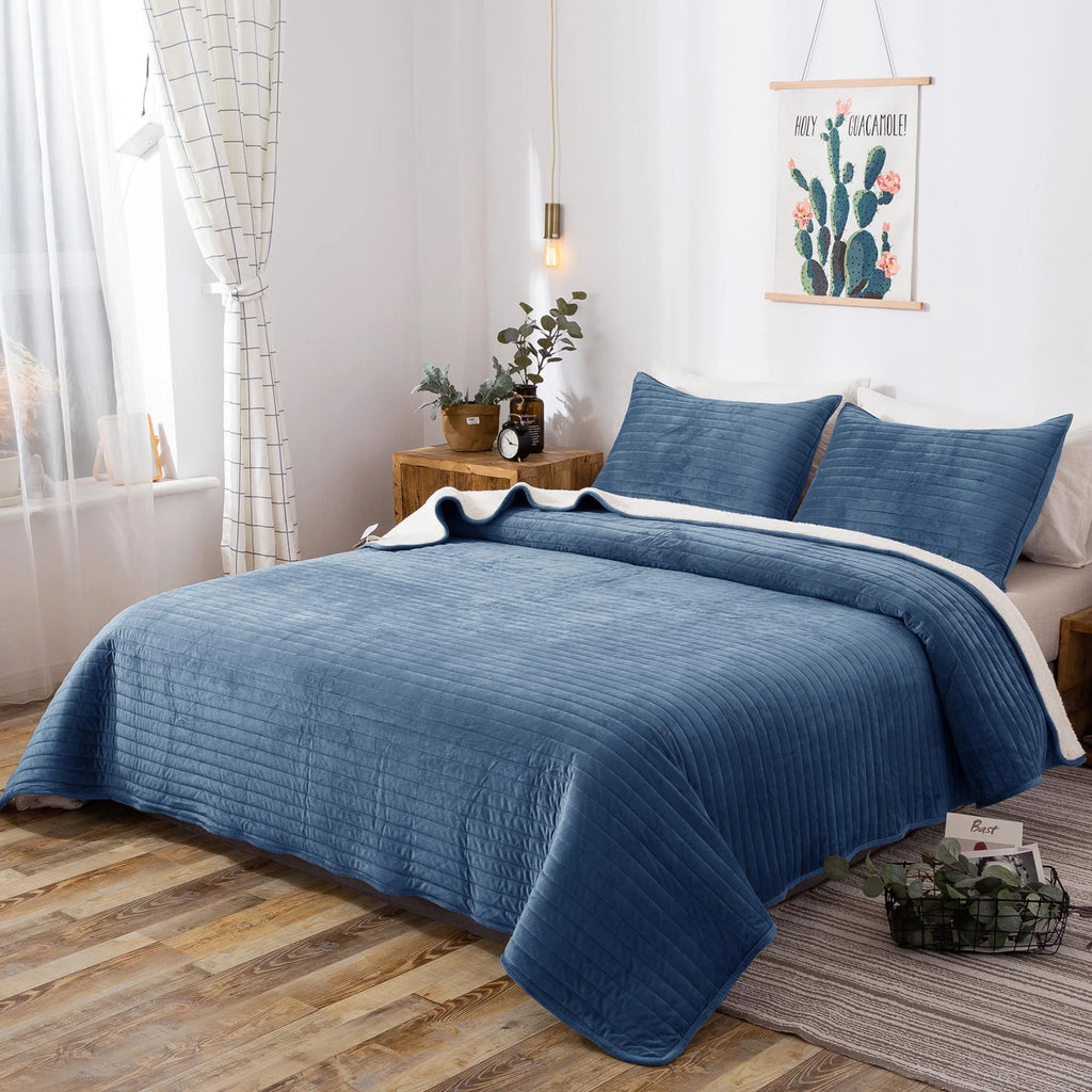 Pink King Microfiber Quilt Set M98337