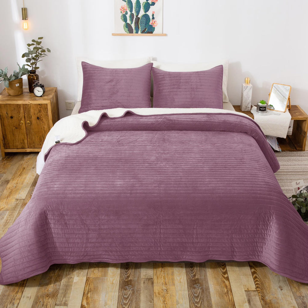 Pink King Microfiber Quilt Set M98337