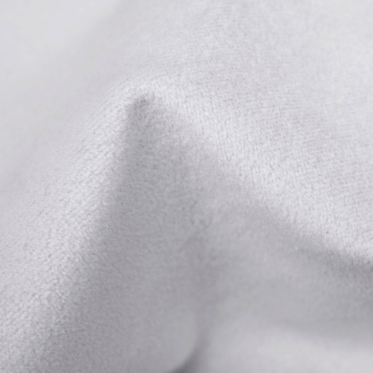 White Shell Velvet Bed R8835