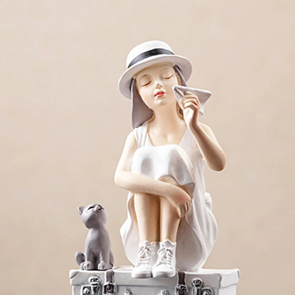 Girl Figurine Statue Sculpture Desktop Ornament R291