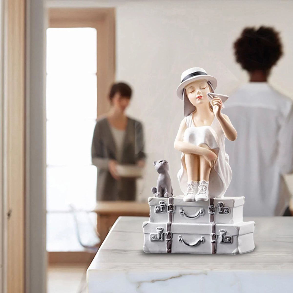 Girl Figurine Statue Sculpture Desktop Ornament R291