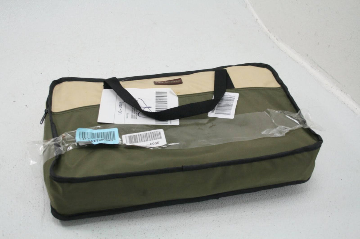 Expandable Pet Carrier, Olive U637