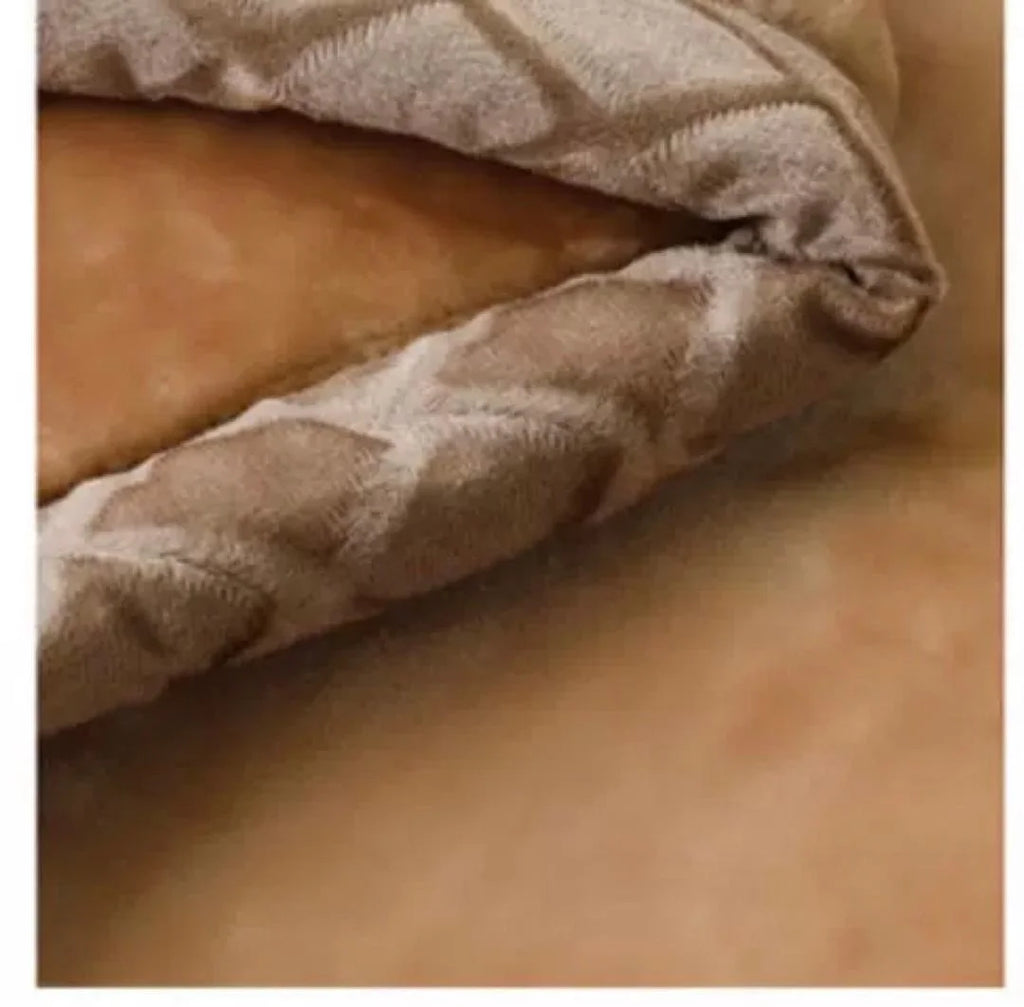 King Orange Red/Cream Reversible Faux Mink Fleece Blanket F1703