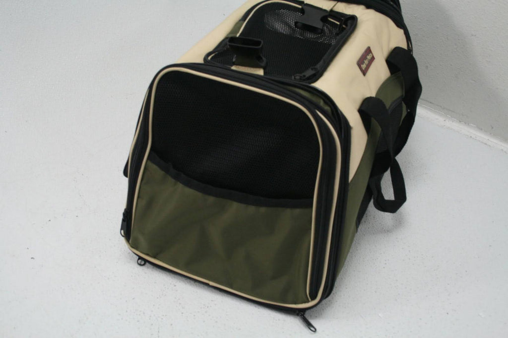 Expandable Pet Carrier, Olive U637